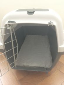 Rutschfestes Kissen für den Katzen-Transportkorb