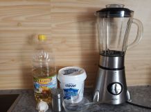 Mayonnaise mit Knoblauch ganz einfach herstellen