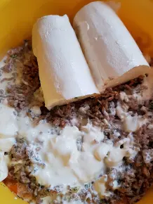 Überbacke Brötchen mit Rinderhack und Emmentaler