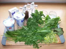Grie Soß (Grüne Soße) mit Eiern und frischen Matjes