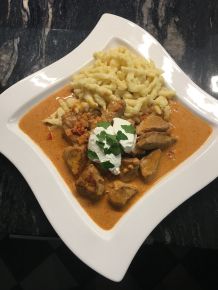 Paprika-Rahm-Gulasch