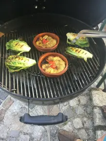 Indirekt grillen: Wildschweinkeule mit Kartoffelpfännchen