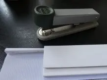 Verschmutzes Doppelrollo (Duorollo) kürzen