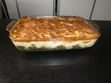 Überbackener Fisch mit Leinsamen-Parmesankruste auf Blattspinat
