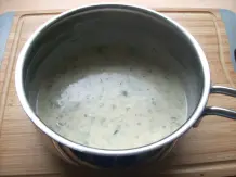 Gebratener Seelachs mit Kapern-Zwiebel-Bechamel-Soße