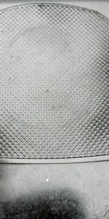 Antirutschmatten für das Armaturenbrett säubern