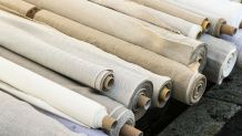 Trennwand aus Papprollen von Teppichen herstellen