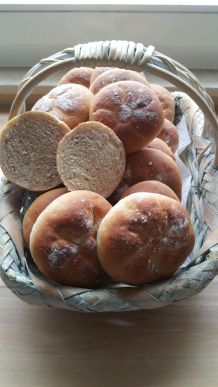 Dinkel-Buttermilch Brötchen