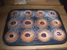 Leckere Pflaumen-Muffins mit Marzipan