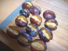 Leckere Pflaumen-Muffins mit Marzipan