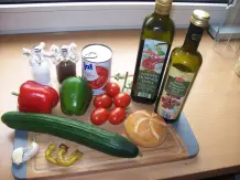 Kalte Gemüsesuppe nach Gazpacho Art