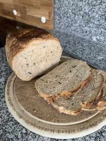 Brot mit Kürbiskernen