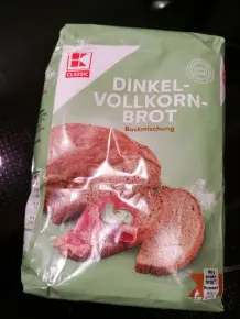 Dinkel-Vollkornbrot aus einer Fertigbackmischung