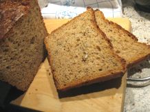 Dinkel-Vollkornbrot aus einer Fertigbackmischung