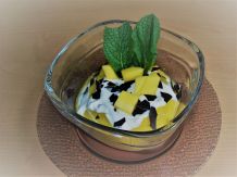 Mango-Quark-Schichtdessert