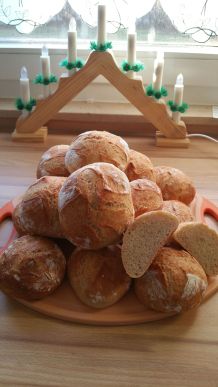 Weizenbrötchen mit Übernachtgare