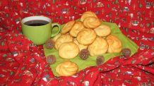 Ingwerringe und Kardamom-Kaffee