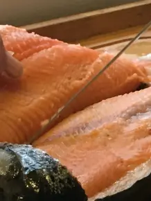 Gravad Lax mit Honig-Dill-Soße