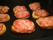 Partybrötchen - Aufbackbrötchen mit Leberkäsbrät