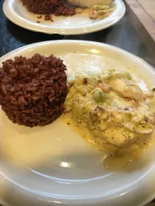 Lachs-Krabbengratin mit rotem Reis