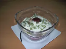 Pflaumen-Joghurt-Becher