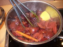Pflaumen-Joghurt-Becher