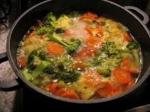 Bunte Gemüsesuppe - schnell und leicht zubereitet