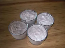 Parfait mit Waldbeeren