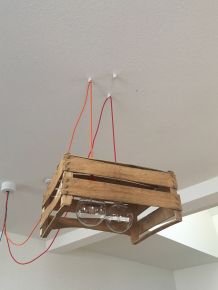 Lampenschirm aus Obst- oder Weinkiste