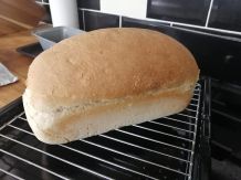 Schmackhaftes schnell gemachtes Weißbrot