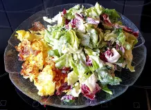 Eieromelette mit Salat-Topping
