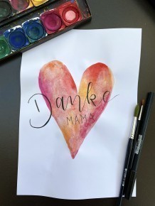 Ich habe auch gleich noch ein simples „Aquarell“-Herz zu Muttertag gemalt. 