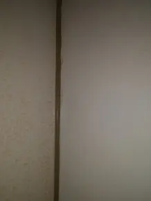 Vergilbte Fliesen und Fugen wieder strahlend weiß