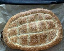 Türkisches Fladenbrot mit Sesam