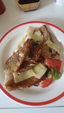 Brot- und Gemüsereste verwerten