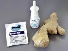 Nasenspray & Ingwer-Thymian-Tee - Soforthilfe bei Schnupfen