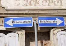 Kuriose Verkehrsregeln aus aller Welt #FunFriday