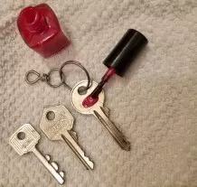 Schlüssel nicht mehr verwechseln dank Nagellack