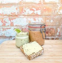 Vegane Brotaufstriche selber machen – schnell & einfach