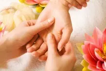 „Self Care mit Ina“ - Die kleine Handmassage