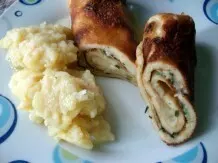 Dinkel-Pfannkuchen mit Käse und Schnittlauch