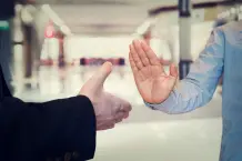 15 Begrüßungen weltweit – Griaß di, Ciao und Namaste #FunFriday