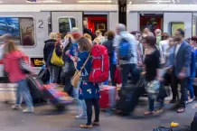 7 Tipps für Bahn-Muffel mit 9-Euro-Ticket #FunFriday