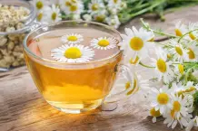 Self-Care mit Ina: Gänseblümchen – Liebesorakel und Nährstoffbombe