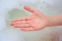 „Warum schrumpeln meine Finger in der Badewanne?”