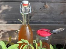 Hustensaft selber machen – 3 schnelle Rezepte