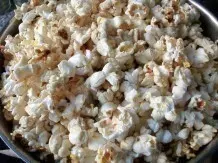 Tzatziki-Popcorn - mit verschiedenen Gewürzmischungen experimentieren