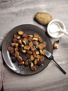 "Huasaknäpf" (Hosenknöpf) - altes Rezept aus dem Bayerischen Wald