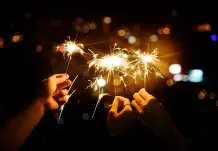 "Warum darf zwischen Weihnachten und Silvester keine Wäsche hängen?"