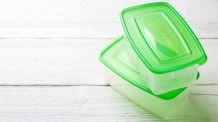 Klebrige oder verf&auml;rbte Tupperware reinigen